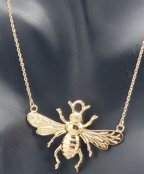 gucci inspired bee necklace|gucci gold chain necklaces.